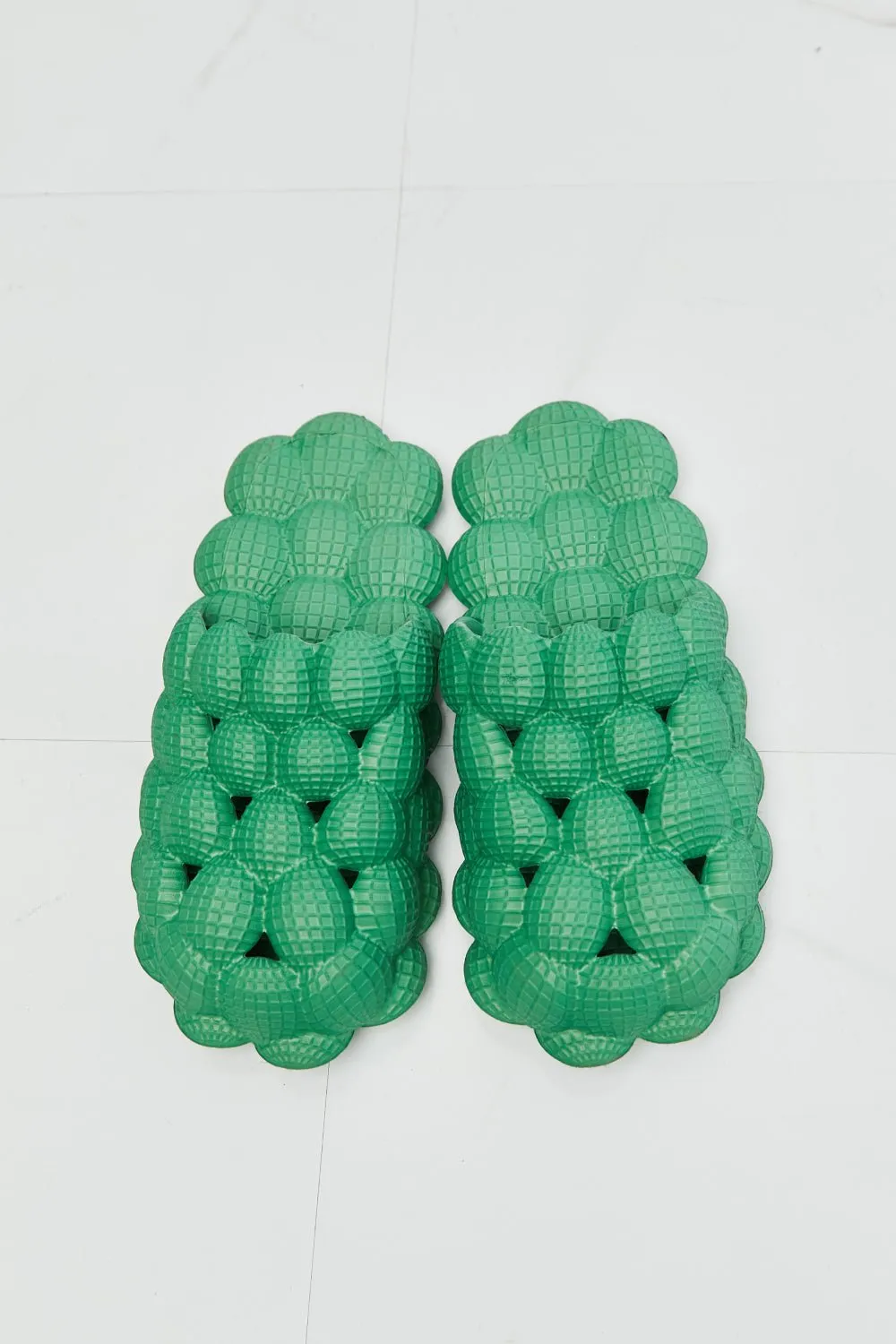 Bubble Slipper Slides in Green