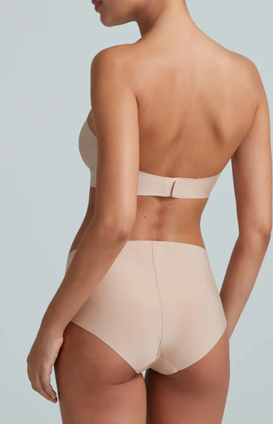 Commando Butter Soft Support Bralette In Beige